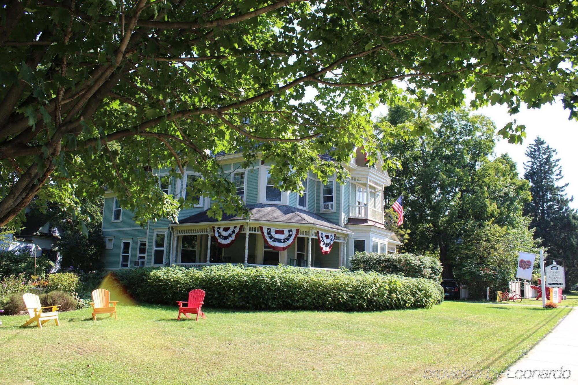 Heart Of The Village Bed & Breakfast In Shelburne Vt Exteriör bild